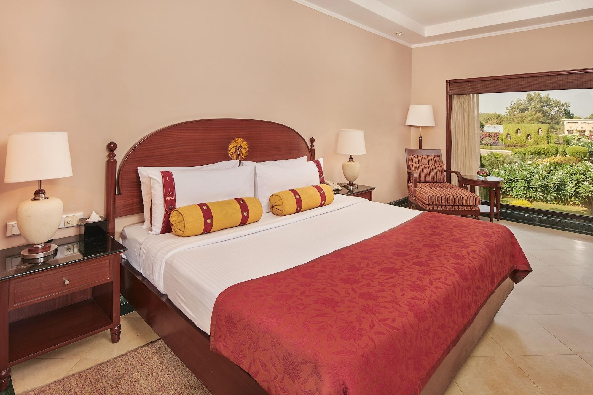 The Lalit Temple View Hotell Khajurāho Eksteriør bilde