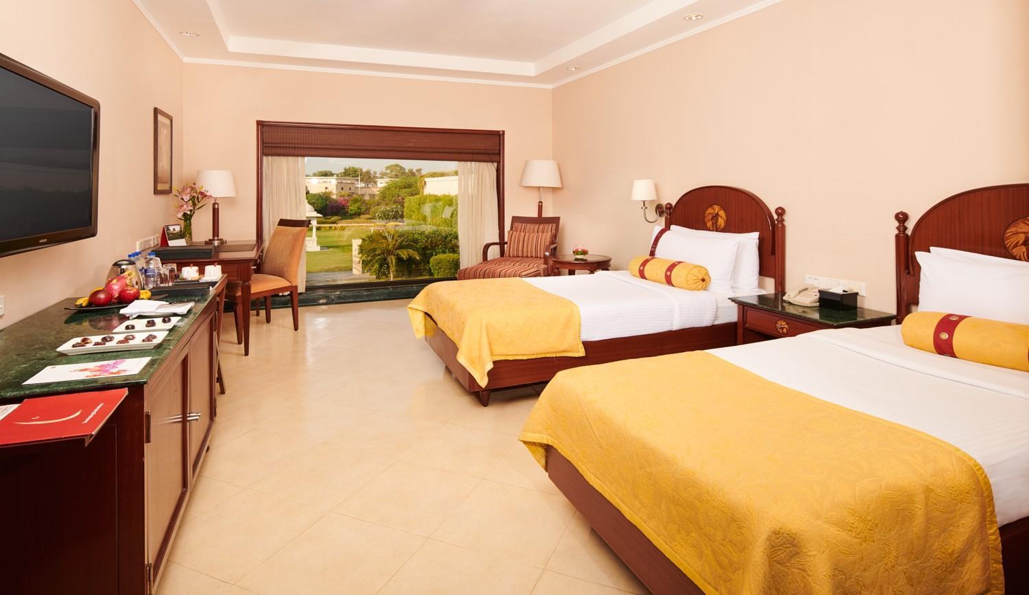 The Lalit Temple View Hotell Khajurāho Eksteriør bilde