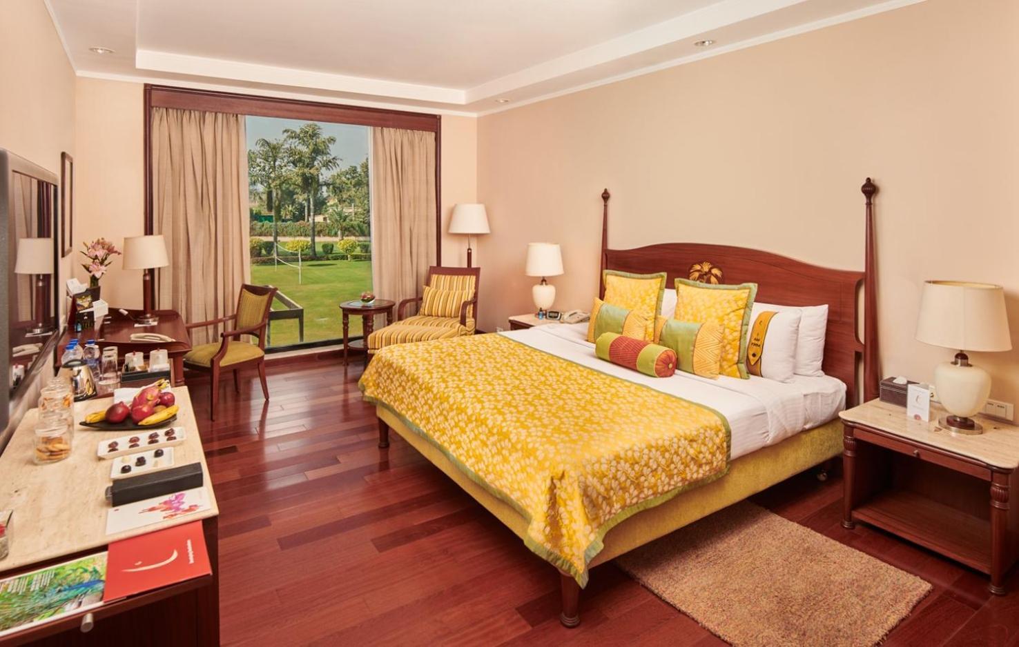 The Lalit Temple View Hotell Khajurāho Eksteriør bilde