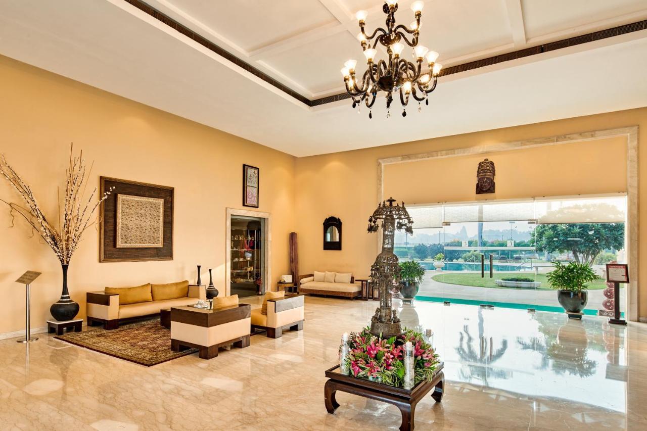 The Lalit Temple View Hotell Khajurāho Eksteriør bilde